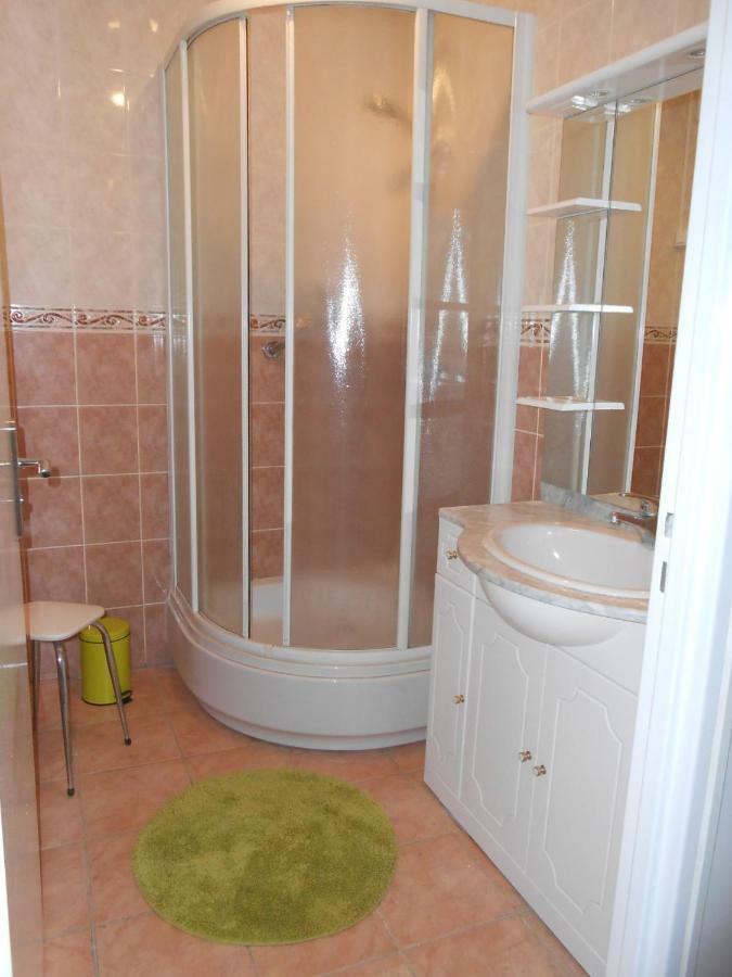 Gite Bretagne Rouen Buitenkant foto